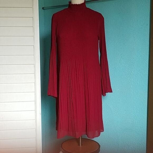 Dress Red Long Pleated Bell Sleeves Ruffle Collar Grey & Gray Women's WOMAN'S 8 - Picture 12 of 12